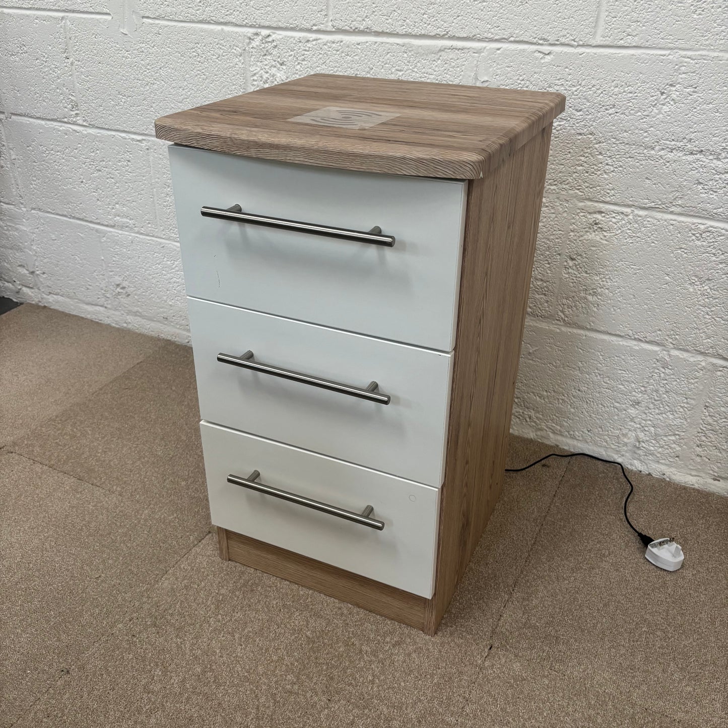 White Gloss Bedside (wireless charging)